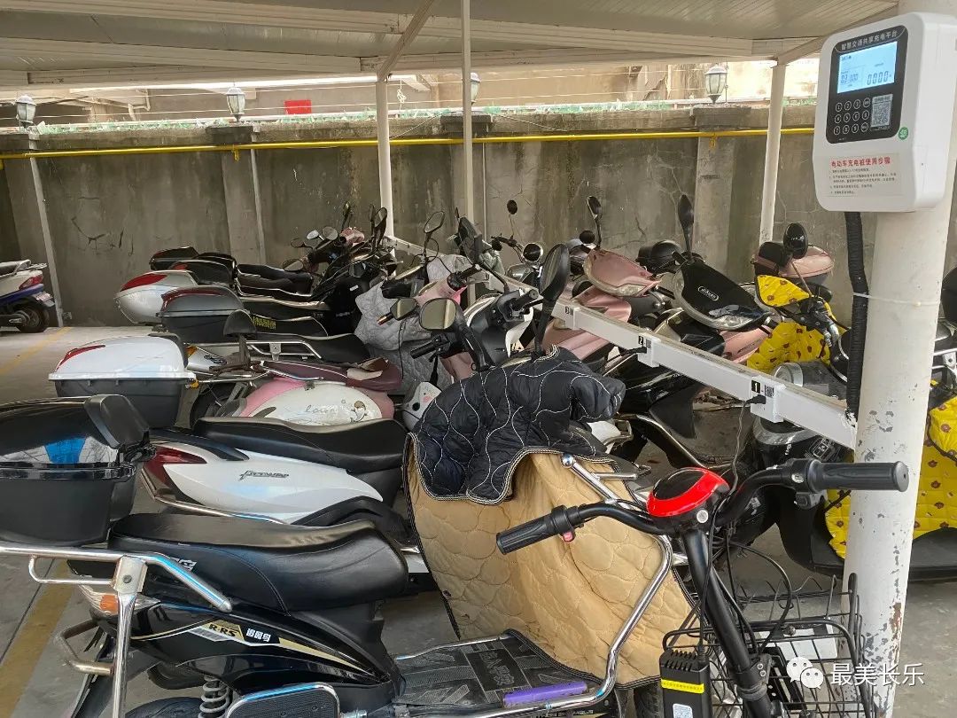 吴航街道办事处 (1).jpg